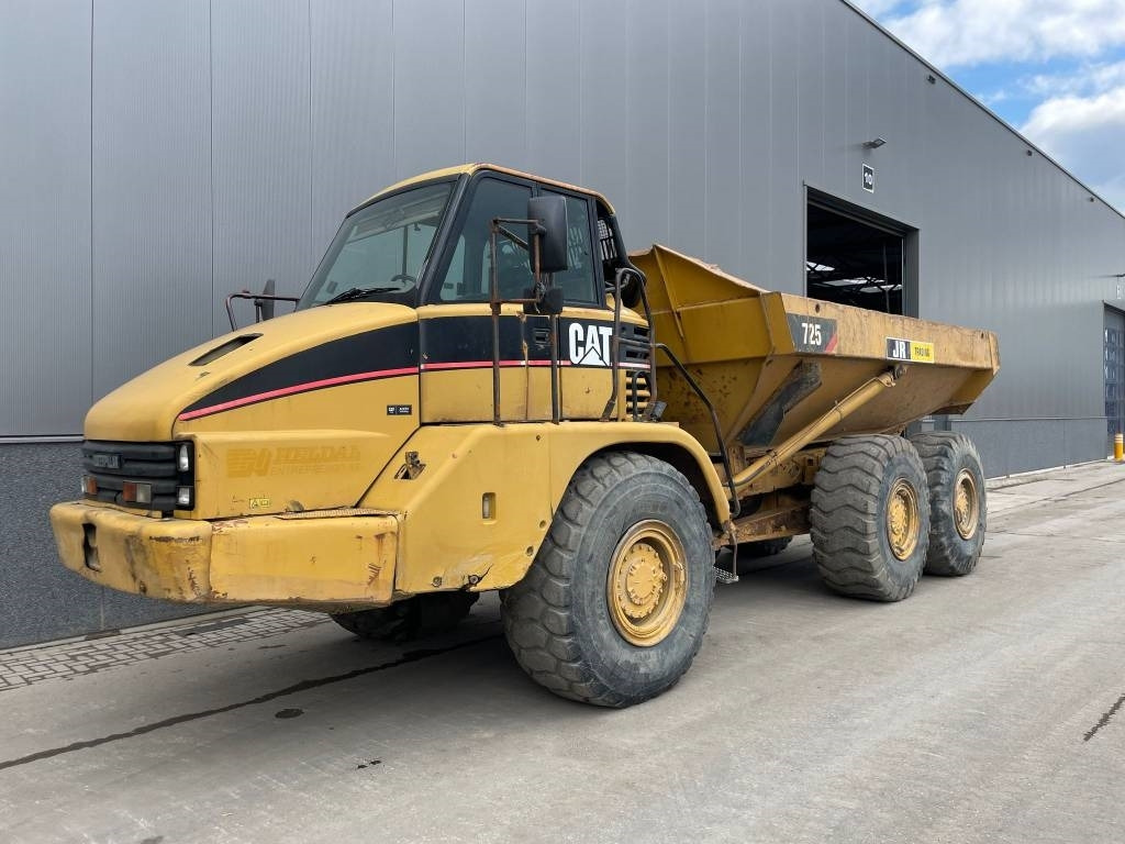CAT 725 (CE certified - good working condition) - شاحنة مفصلية: صورة 1 CAT 725 (CE certified - good working condition) - شاحنة مفصلية: صورة 1