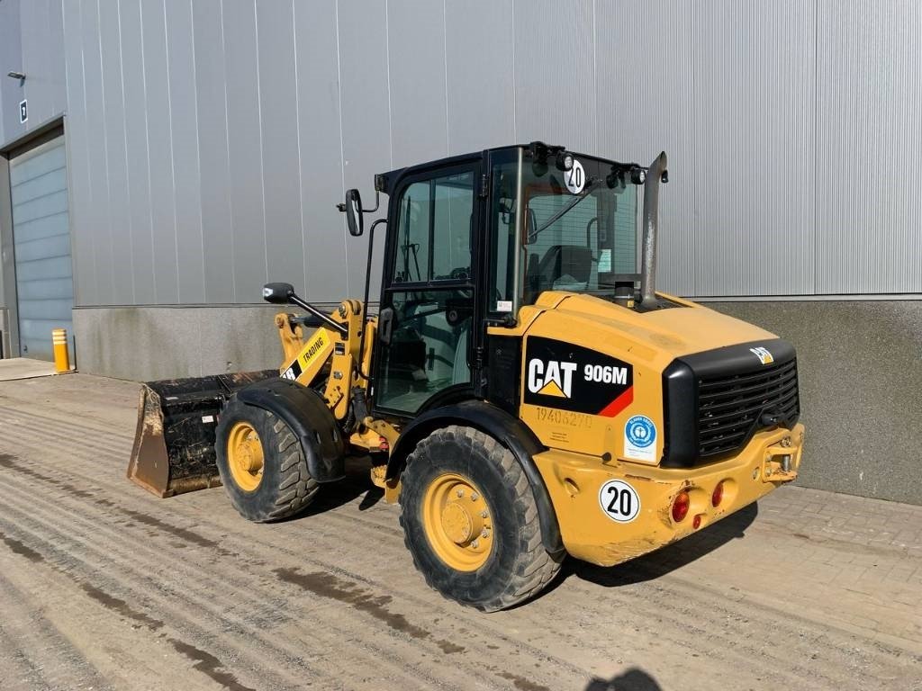 CAT 906 - اللودر بعجل: صورة 3 CAT 906 - اللودر بعجل: صورة 3