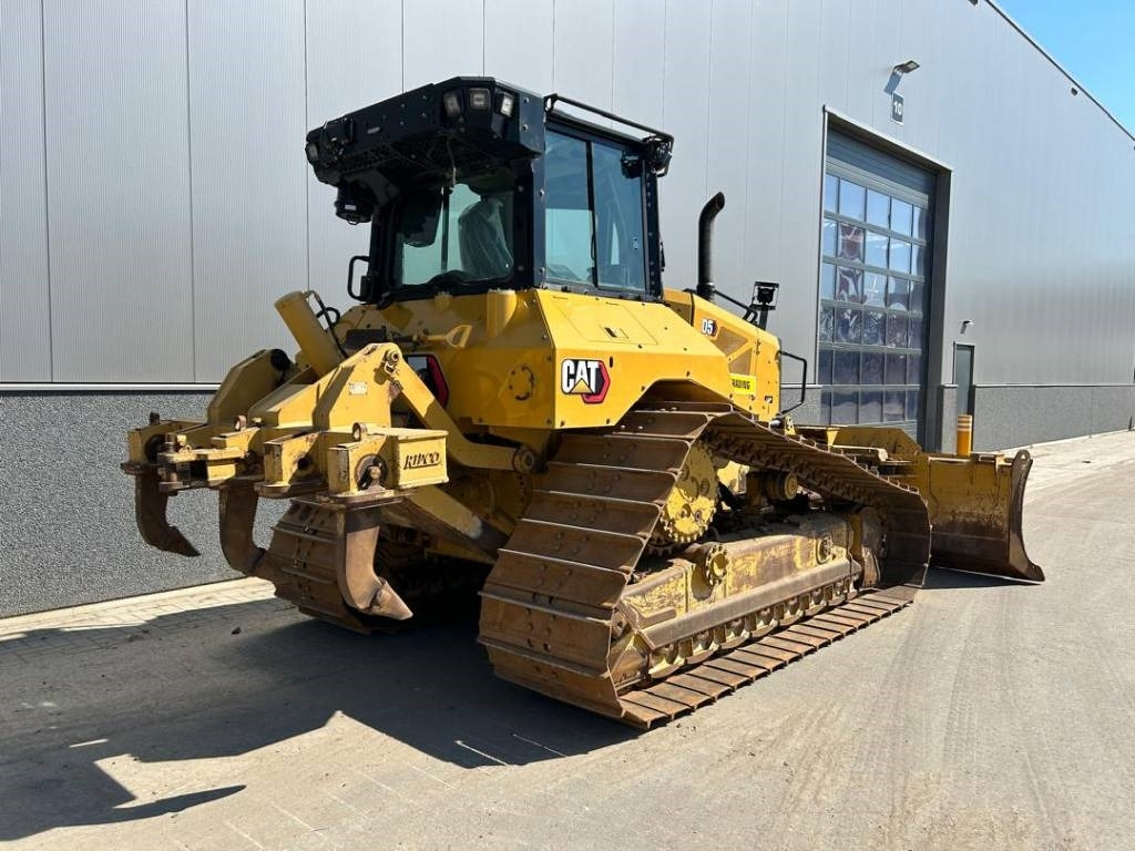 CAT D 5 LGP (new undercarriage + ripper) - بلدوزر: صورة 5 CAT D 5 LGP (new undercarriage + ripper) - بلدوزر: صورة 5
