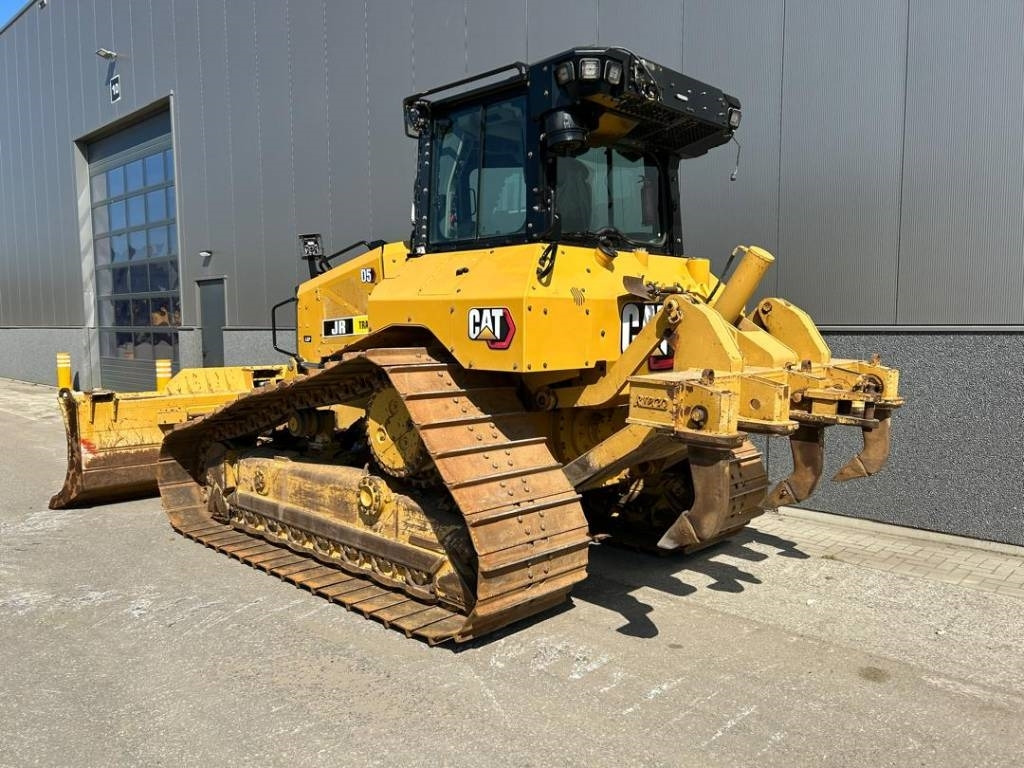 CAT D 5 LGP (new undercarriage + ripper) - بلدوزر: صورة 3 CAT D 5 LGP (new undercarriage + ripper) - بلدوزر: صورة 3