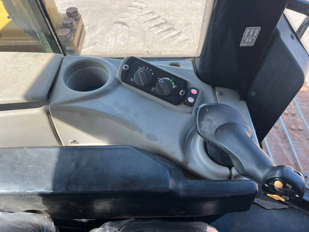 بلدوزر CAT D 6 N LGP: صورة 17