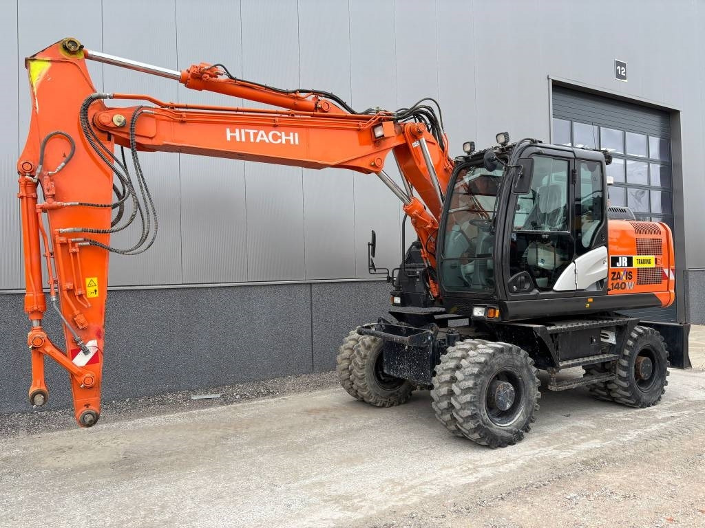 Hitachi ZX 140 W-5B - حفار ذو عجلات: صورة 2 Hitachi ZX 140 W-5B - حفار ذو عجلات: صورة 2