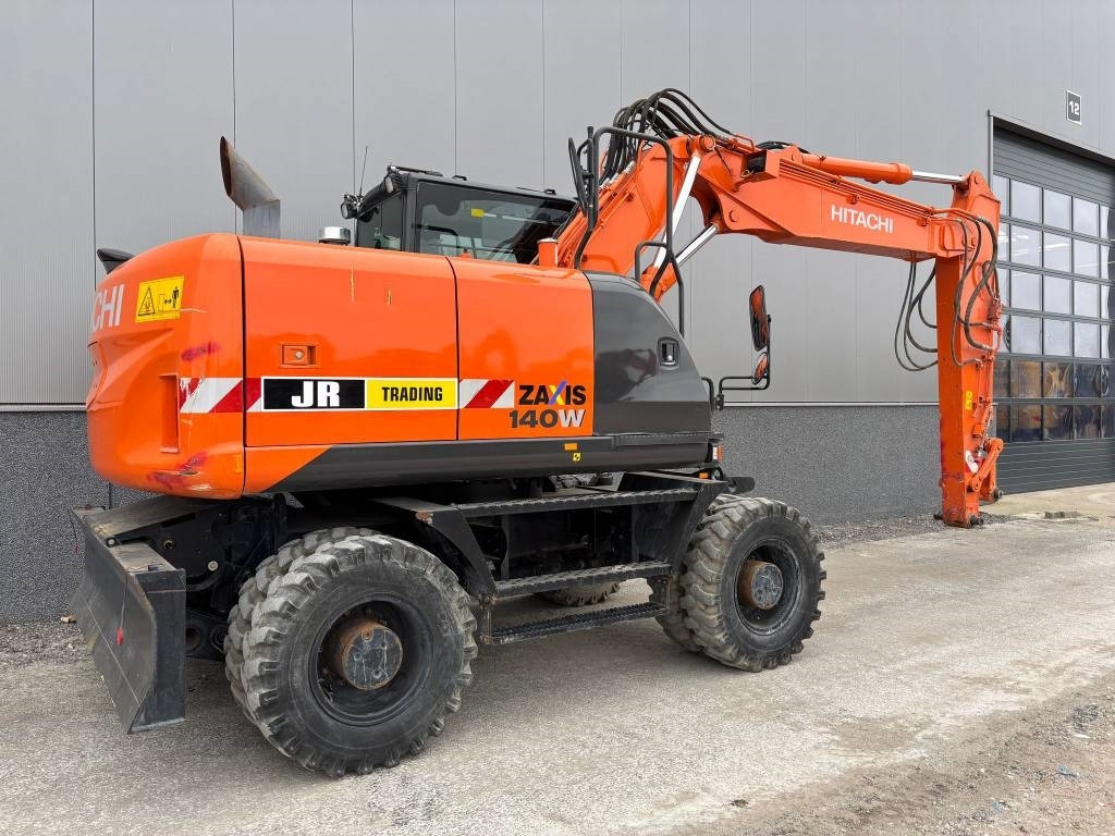 Hitachi ZX 140 W-5B - حفار ذو عجلات: صورة 5 Hitachi ZX 140 W-5B - حفار ذو عجلات: صورة 5