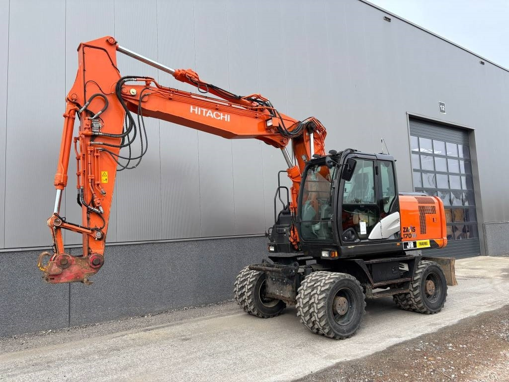 Hitachi ZX 170 W-5 B (low hours/new tires) - حفار ذو عجلات: صورة 2 Hitachi ZX 170 W-5 B (low hours/new tires) - حفار ذو عجلات: صورة 2
