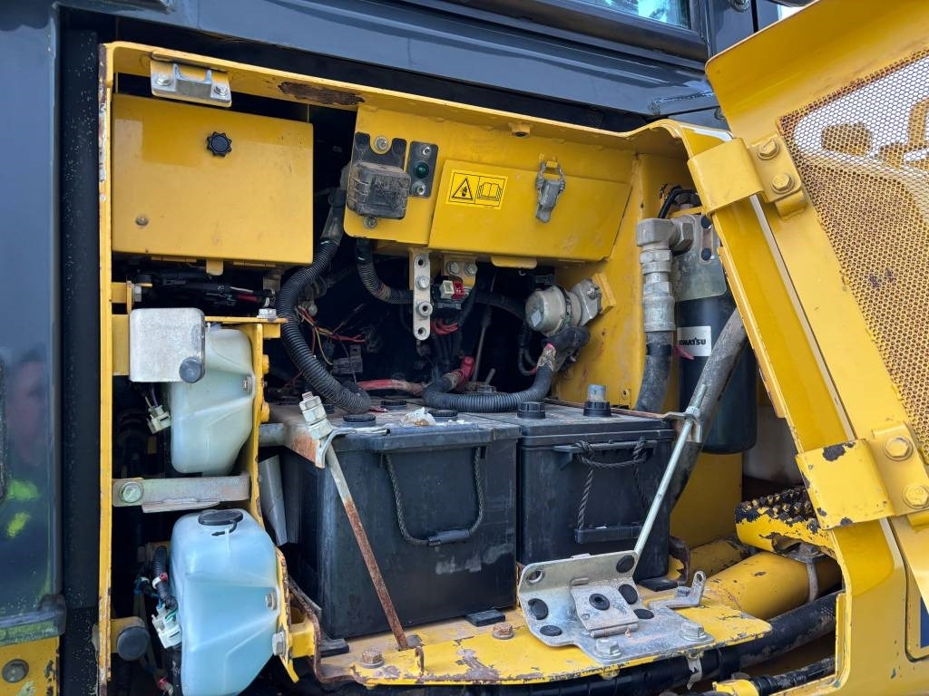 بلدوزر Komatsu D 61 PX-23: صورة 17