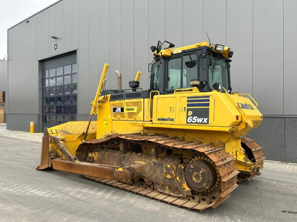 Komatsu D 65 WX-18 - بلدوزر: صورة 3 Komatsu D 65 WX-18 - بلدوزر: صورة 3