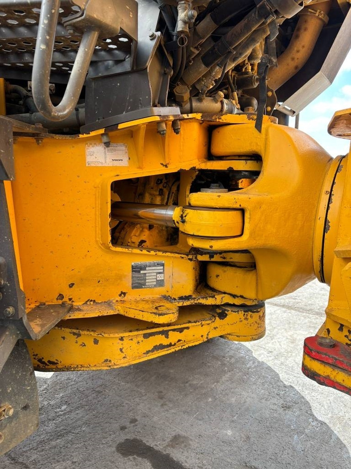 شاحنة مفصلية Volvo A 40 F: صورة 19