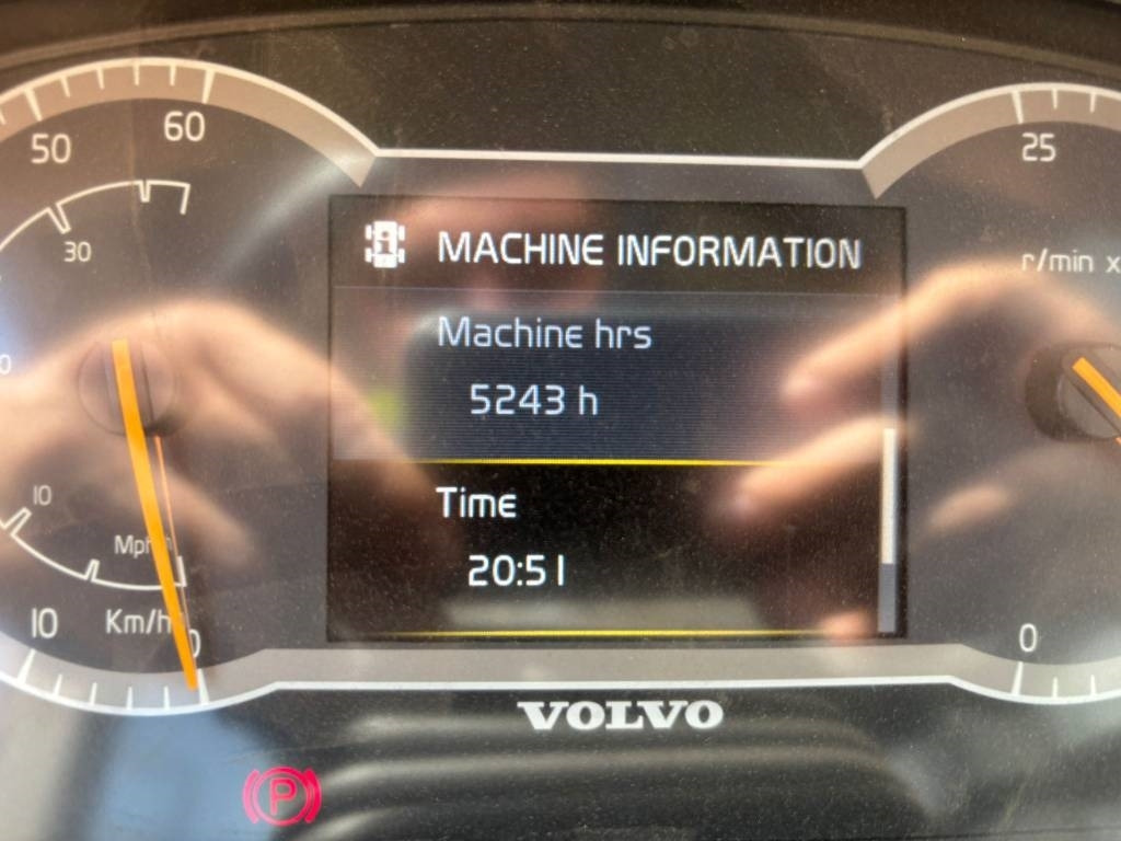 Volvo L 180 H - اللودر بعجل: صورة 4 Volvo L 180 H - اللودر بعجل: صورة 4