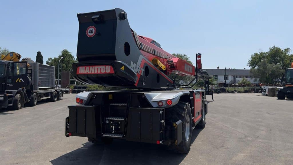 MANITOU Manitou MRT 2660 Vision Plus - آلة رفع ونقل تلسكوبية: صورة 3 MANITOU Manitou MRT 2660 Vision Plus - آلة رفع ونقل تلسكوبية: صورة 3