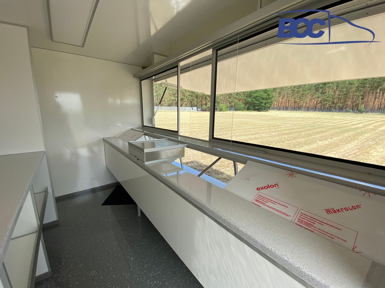 تأجير  BCC POLSKA - FOOD TRUCK - SAMOCHÓD DO SPRZEDAŻY SERÓW, FOOD TRUCK Z NABIAŁEM, AUTO SKLEP - PEUGEOT BOXER BCC POLSKA - FOOD TRUCK - SAMOCHÓD DO SPRZEDAŻY SERÓW, FOOD TRUCK Z NABIAŁEM, AUTO SKLEP - PEUGEOT BOXER: صورة 7