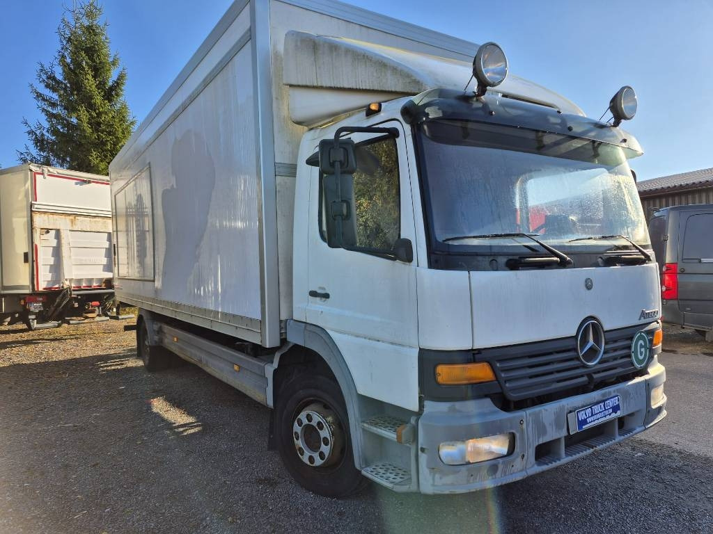 Mercedes-Benz Atego 1223 umpikori+pl nostin - شاحنة صندوقية: صورة 2 Mercedes-Benz Atego 1223 umpikori+pl nostin - شاحنة صندوقية: صورة 2