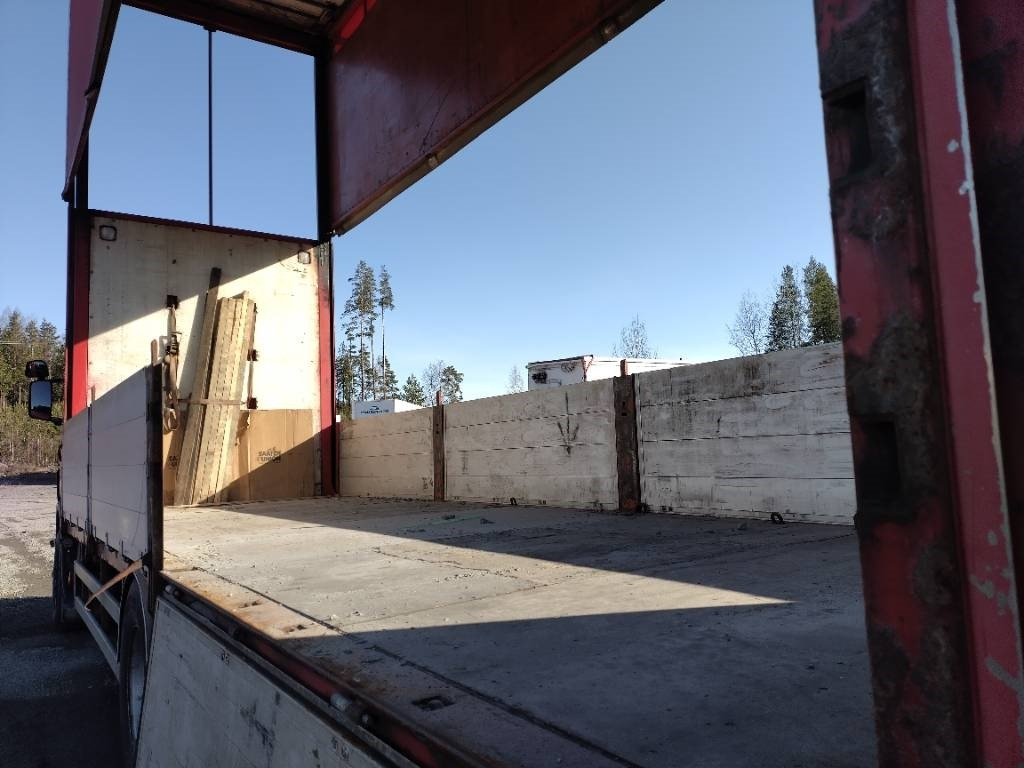 شاحنة ذات ستائر جانبية Scania Nousukapelli+Jyki kärry 3m sisäkork.liukukatot: صورة 10