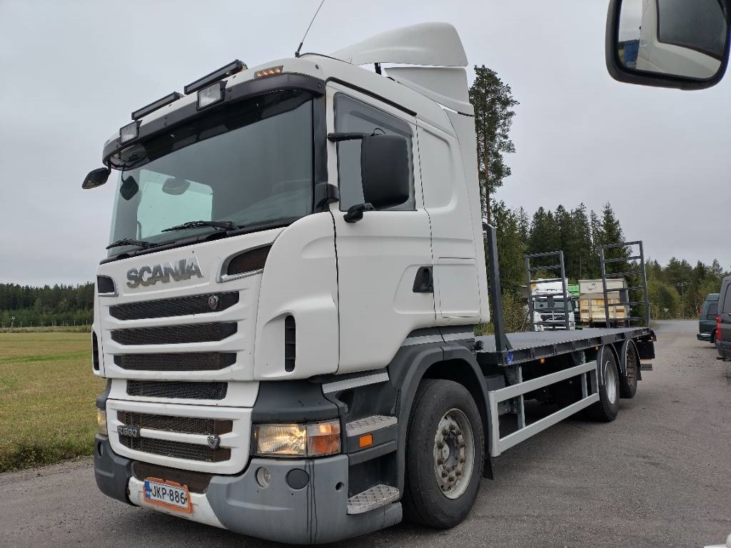 Scania R560 6x2 täysilmaj.uusi koneenkuljetusritilä - شاحنات مسطحة: صورة 2 Scania R560 6x2 täysilmaj.uusi koneenkuljetusritilä - شاحنات مسطحة: صورة 2