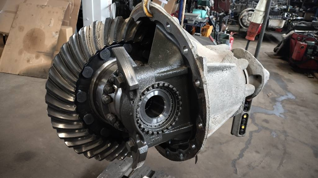 Scania R780 2,71 uudempi tyyppi - المحور و قطع الغيار - شاحنة: صورة 1 Scania R780 2,71 uudempi tyyppi - المحور و قطع الغيار - شاحنة: صورة 1