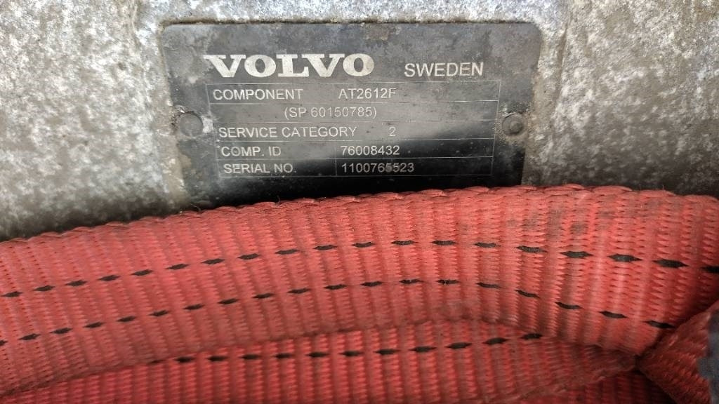 Volvo AT2612F dual pumpulla,320tkm - صندوق التروس - شاحنة: صورة 3 Volvo AT2612F dual pumpulla,320tkm - صندوق التروس - شاحنة: صورة 3
