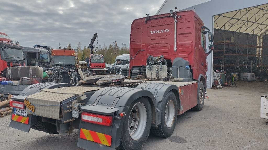 Volvo FH13 6x4 nouseva teliveto, HYDR!! - رأس تريلا: صورة 4 Volvo FH13 6x4 nouseva teliveto, HYDR!! - رأس تريلا: صورة 4