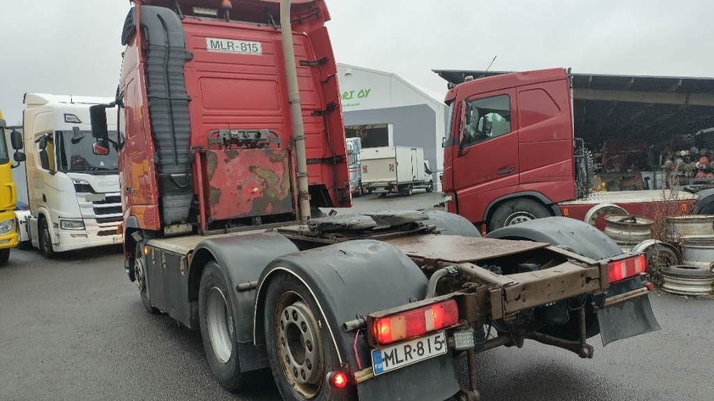 Volvo FH480 6x2 takateli veturi, hydrauliikka,manuaali - رأس تريلا: صورة 3 Volvo FH480 6x2 takateli veturi, hydrauliikka,manuaali - رأس تريلا: صورة 3