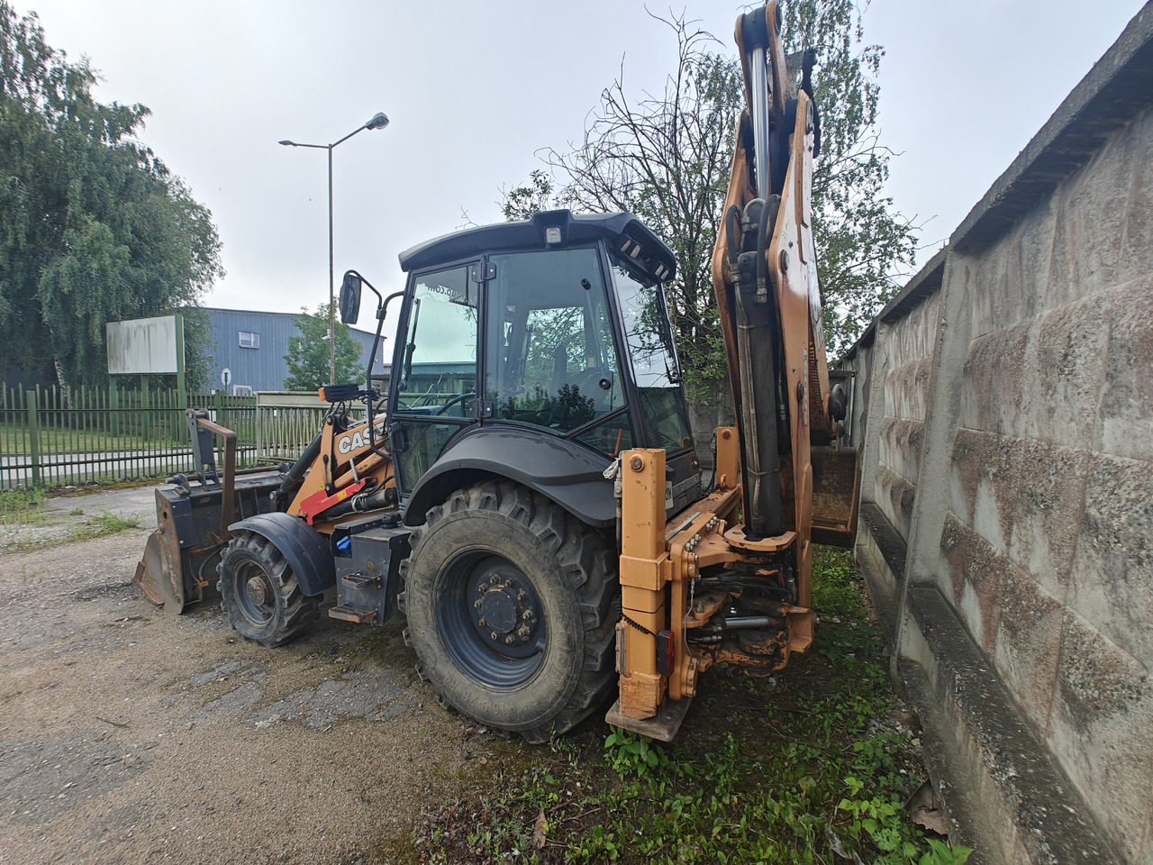 CASE 580ST - لودر ذو محراث خلفي/ باكهو: صورة 3 CASE 580ST - لودر ذو محراث خلفي/ باكهو: صورة 3