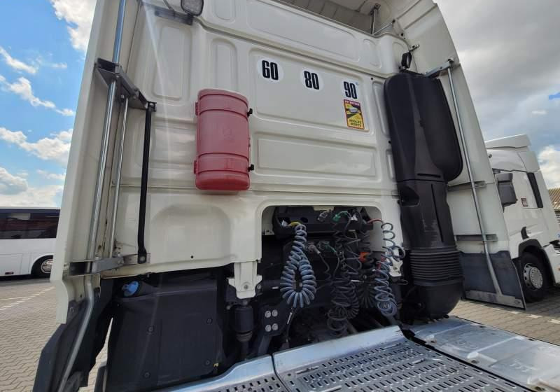 DAF XF510 SPACE CAB / SPROWADZONY / MANUAL / RETARDER - رأس تريلا: صورة 4 DAF XF510 SPACE CAB / SPROWADZONY / MANUAL / RETARDER - رأس تريلا: صورة 4