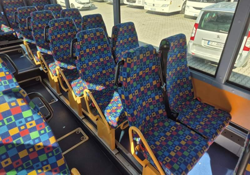 حافلة الضواحي Irisbus RECREO / SPROWADZONY / MANUAL / EURO 5: صورة 20 حافلة الضواحي Irisbus RECREO / SPROWADZONY / MANUAL / EURO 5: صورة 20