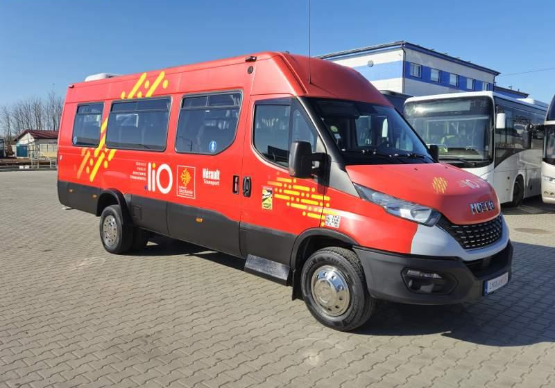 Iveco DAILY 65C18/SPROWADZONE/23 MIEJSCA/KLIM/WINDA - حافلة صغيرة, ميكروباص: صورة 2 Iveco DAILY 65C18/SPROWADZONE/23 MIEJSCA/KLIM/WINDA - حافلة صغيرة, ميكروباص: صورة 2