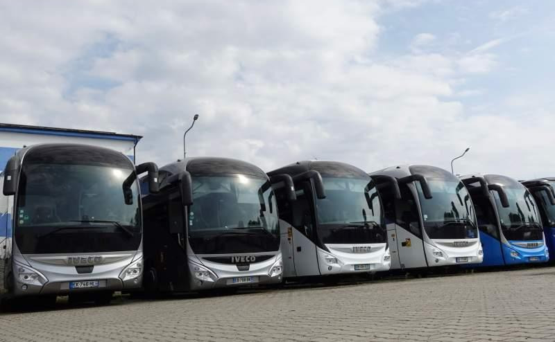 Iveco MAGELYS / SPROWADZONE / 12.80 M / 12.20 M / EURO 6 - حافلة نقل لمسافات طويلة: صورة 2 Iveco MAGELYS / SPROWADZONE / 12.80 M / 12.20 M / EURO 6 - حافلة نقل لمسافات طويلة: صورة 2