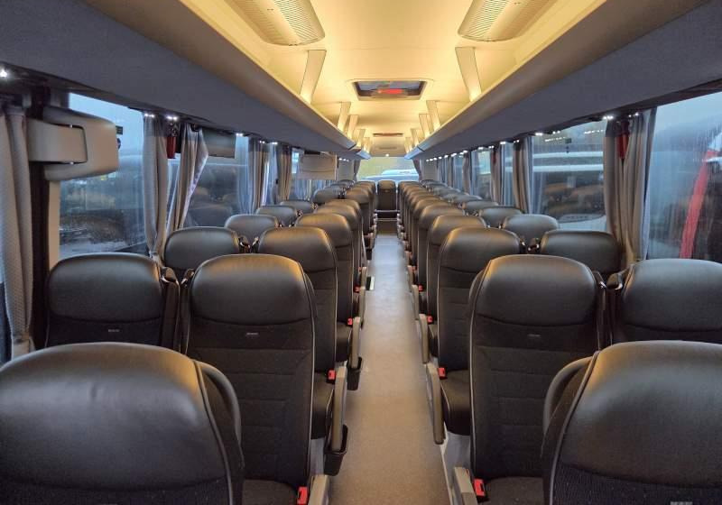 MAN LION'S COACH C / SPROWADZONY/ WC / EURO 6 - حافلة نقل لمسافات طويلة: صورة 3 MAN LION'S COACH C / SPROWADZONY/ WC / EURO 6 - حافلة نقل لمسافات طويلة: صورة 3