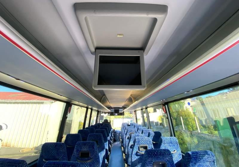 Neoplan TRENDLINER / SPROWADZONY / KLIMATYZACJA/ MANUAL - حافلة الضواحي: صورة 2 Neoplan TRENDLINER / SPROWADZONY / KLIMATYZACJA/ MANUAL - حافلة الضواحي: صورة 2