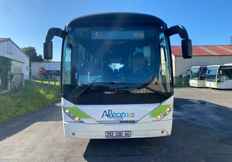 Neoplan TRENDLINER / SPROWADZONY / KLIMATYZACJA/ MANUAL - حافلة الضواحي: صورة 5 Neoplan TRENDLINER / SPROWADZONY / KLIMATYZACJA/ MANUAL - حافلة الضواحي: صورة 5