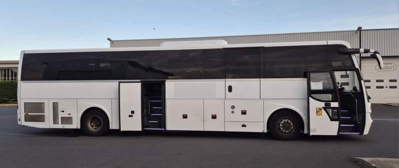 Temsa HD13 / SPROWADZONA / 59 MIEJSC/ WC - حافلة نقل لمسافات طويلة: صورة 2 Temsa HD13 / SPROWADZONA / 59 MIEJSC/ WC - حافلة نقل لمسافات طويلة: صورة 2