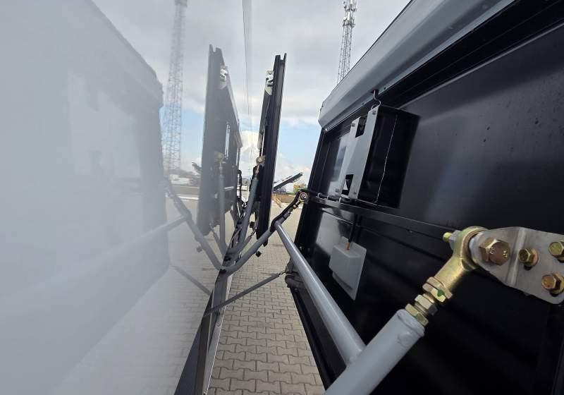 VanHool EX16 / SPROWADZONY Z FR / 65 MIEJSC / 146 000 KM - حافلة نقل لمسافات طويلة: صورة 4 VanHool EX16 / SPROWADZONY Z FR / 65 MIEJSC / 146 000 KM - حافلة نقل لمسافات طويلة: صورة 4