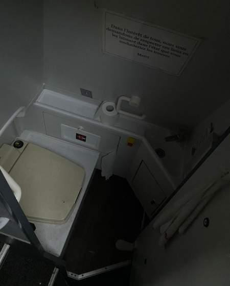 VanHool TX16 ALICRON/ SPROWADZONY / 378 000 KM / MANUAL - حافلة نقل لمسافات طويلة: صورة 2 VanHool TX16 ALICRON/ SPROWADZONY / 378 000 KM / MANUAL - حافلة نقل لمسافات طويلة: صورة 2