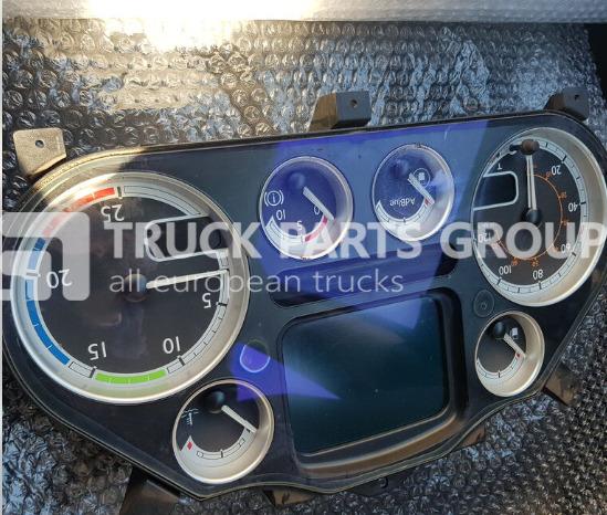 DAF 105XF, EURO 4, EURO 5, CF instrument panel, instrument cluster, dashboard - لوحة العدادات - شاحنة: صورة 1 DAF 105XF, EURO 4, EURO 5, CF instrument panel, instrument cluster, dashboard - لوحة العدادات - شاحنة: صورة 1