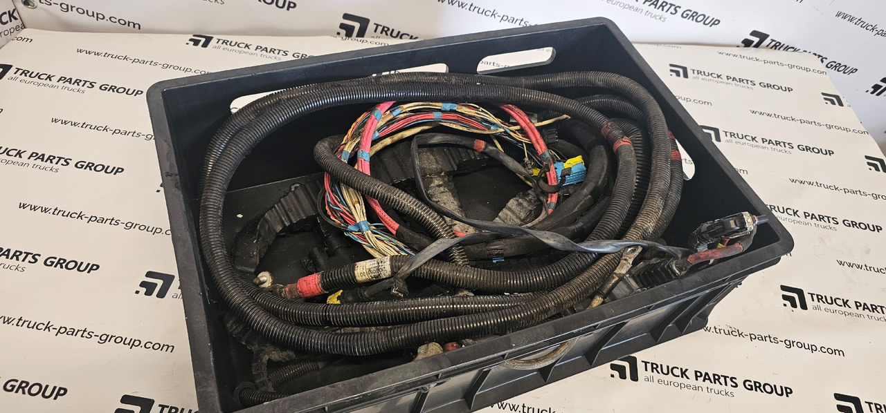 DAF DAF XF, 106XF EURO6 emission MX13 engine cable wiring harness, electric installation cables set 200608100, 2178067, 2006097, 2010004, 1957513, 1999661, 2032829, 1943976, 1952941, 2034713, 1875420, 194 - قطع الغيار: صورة 5 DAF DAF XF, 106XF EURO6 emission MX13 engine cable wiring harness, electric installation cables set 200608100, 2178067, 2006097, 2010004, 1957513, 1999661, 2032829, 1943976, 1952941, 2034713, 1875420, 194 - قطع الغيار: صورة 5