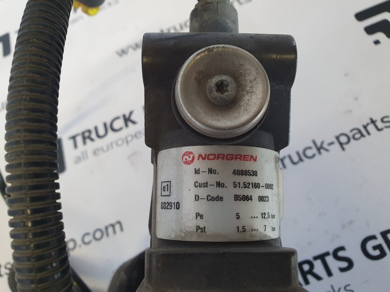 MAN MAN TGX / TGS EURO6 pressure pneumatic valve by NORGREN 4088530, 0105755, 51259020125, 51521600002, 81156106011, 81156106010, 51156100001, 81156106009, 81156106008 - قطع الغيار - شاحنة: صورة 1 MAN MAN TGX / TGS EURO6 pressure pneumatic valve by NORGREN 4088530, 0105755, 51259020125, 51521600002, 81156106011, 81156106010, 51156100001, 81156106009, 81156106008 - قطع الغيار - شاحنة: صورة 1