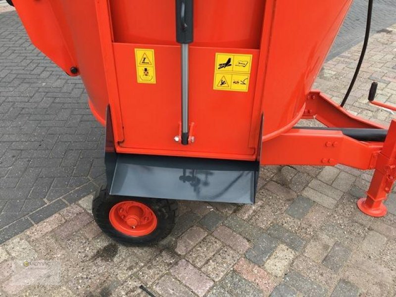 Vemac Futtermischwagen Futterwagen Boxer FM200S Anhänger Futter NEU - عربة خلط الأعلاف: صورة 4 Vemac Futtermischwagen Futterwagen Boxer FM200S Anhänger Futter NEU - عربة خلط الأعلاف: صورة 4