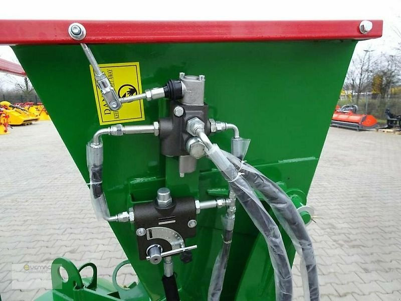 Vemac Holzhäcksler Agrifarm WOD11H Holzschredder Häcksler Hydraulik, bis 13cm Holzeinzug - قاطعة الأخشاب: صورة 2 Vemac Holzhäcksler Agrifarm WOD11H Holzschredder Häcksler Hydraulik, bis 13cm Holzeinzug - قاطعة الأخشاب: صورة 2