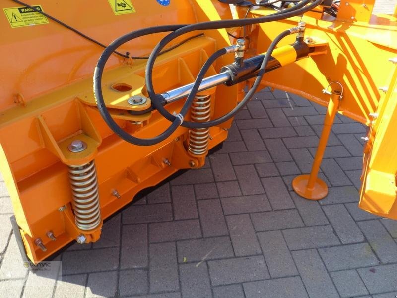 Vemac Vario Schneeschild Schneepflug Winterdienst 300cm NEU - كاسحة ثلوج: صورة 3 Vemac Vario Schneeschild Schneepflug Winterdienst 300cm NEU - كاسحة ثلوج: صورة 3