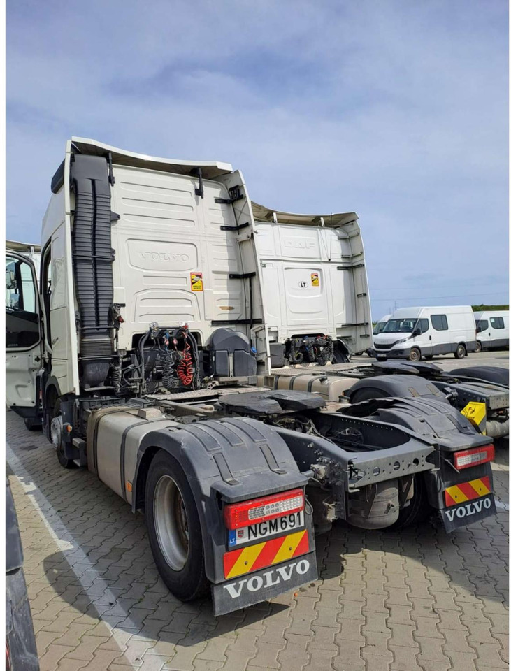 2023 Volvo FH 460 Globetrotter XL Varios i-Save - مقطورة السحب: صورة 3 2023 Volvo FH 460 Globetrotter XL Varios i-Save - مقطورة السحب: صورة 3
