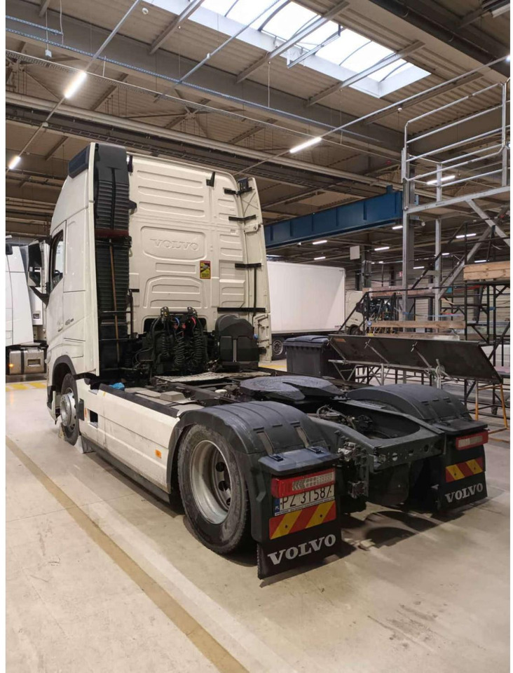 2023 Volvo FH 460 Globetrotter XL i-Save - مقطورة السحب: صورة 4 2023 Volvo FH 460 Globetrotter XL i-Save - مقطورة السحب: صورة 4