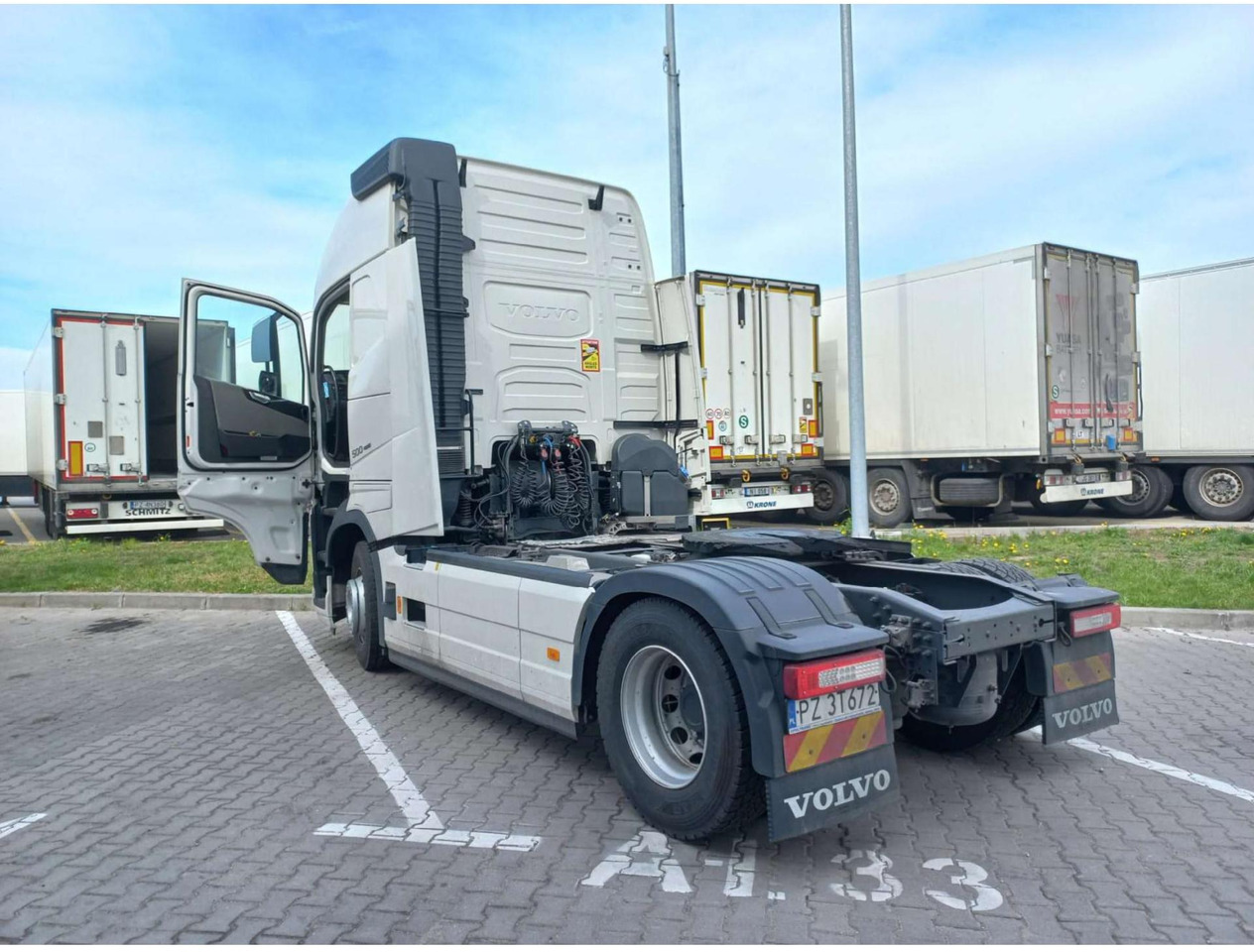 2023 Volvo FH 500 Globetrotter XL - مقطورة السحب: صورة 3 2023 Volvo FH 500 Globetrotter XL - مقطورة السحب: صورة 3