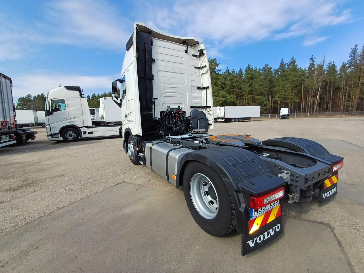 2023 Volvo FH 500 Globetrotter XL - مقطورة السحب: صورة 4 2023 Volvo FH 500 Globetrotter XL - مقطورة السحب: صورة 4