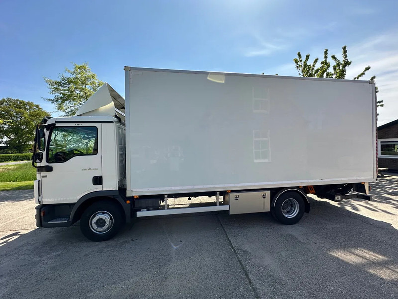 MAN TGL 10.190 / NL TRUCK / BOX / EURO 6 / MANUAL / NEW TYRES / LOADLIFT - شاحنة صندوقية: صورة 4 MAN TGL 10.190 / NL TRUCK / BOX / EURO 6 / MANUAL / NEW TYRES / LOADLIFT - شاحنة صندوقية: صورة 4