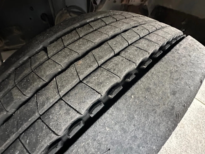 MAN TGM 18.280 / NL TRUCK / EURO 4 / CLIMA / DOORS+LIFT+SIDE DOOR / CARRIER FRIGO (print broken!) - شاحنة ذات مبرد: صورة 5 MAN TGM 18.280 / NL TRUCK / EURO 4 / CLIMA / DOORS+LIFT+SIDE DOOR / CARRIER FRIGO (print broken!) - شاحنة ذات مبرد: صورة 5