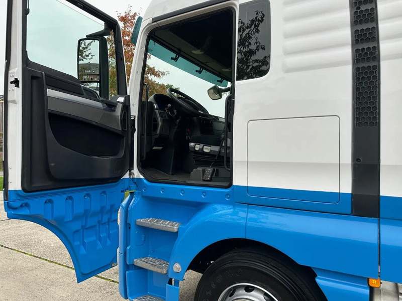 MAN TGX 26.480 / NL TRUCK / RETARDER / EURO 6 / 6X2 / LIFT+STEER AXLE / 60T - رأس تريلا: صورة 4 MAN TGX 26.480 / NL TRUCK / RETARDER / EURO 6 / 6X2 / LIFT+STEER AXLE / 60T - رأس تريلا: صورة 4