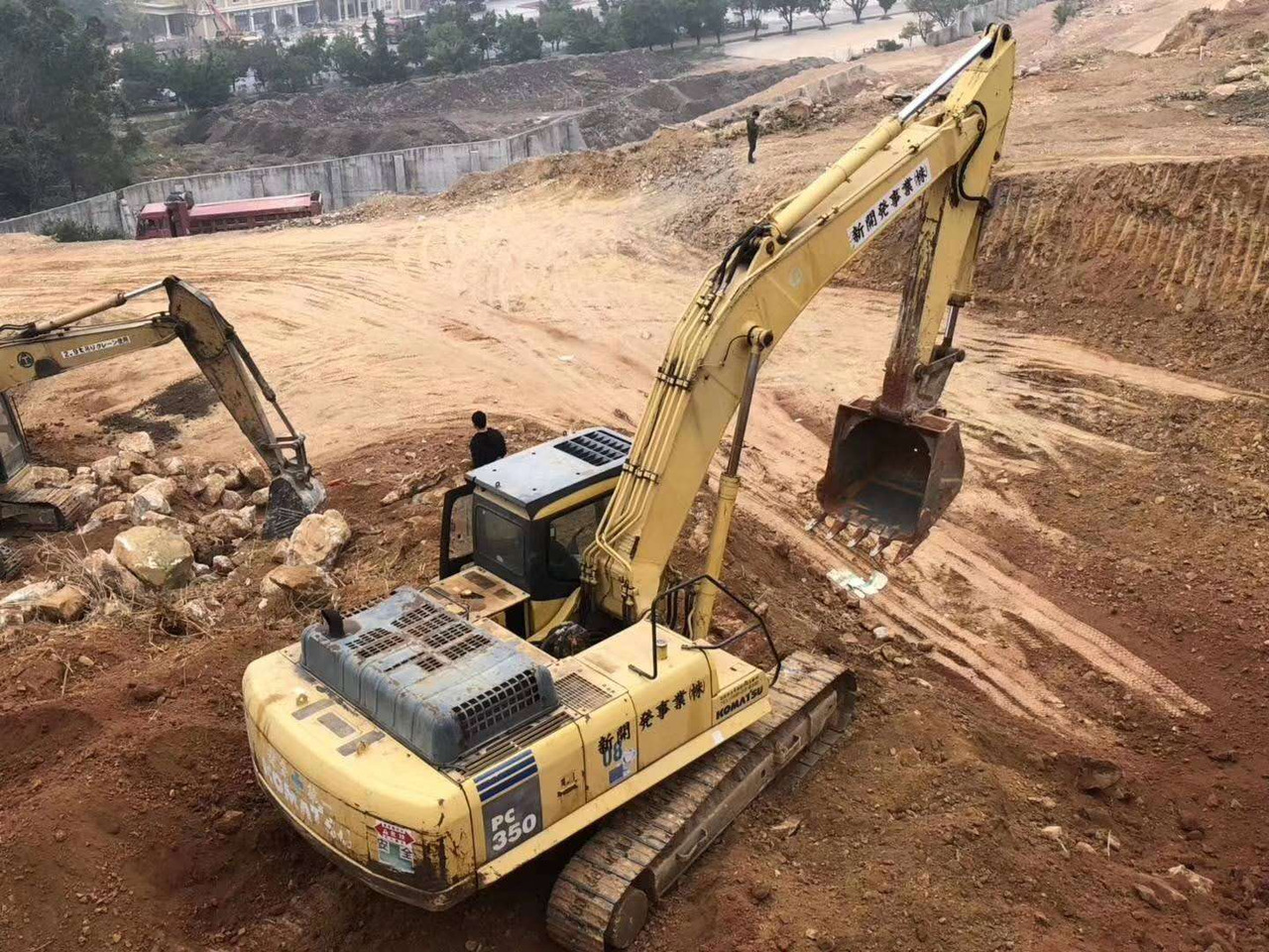 KOMATSU PC350-7 - حفار زاحف: صورة 1 KOMATSU PC350-7 - حفار زاحف: صورة 1