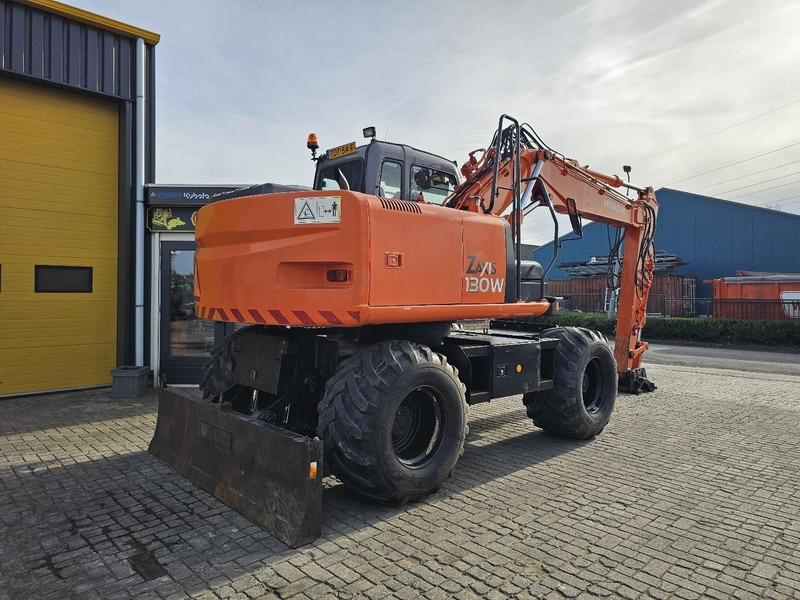 Hitachi ZAXIS 130 W - حفار ذو عجلات: صورة 4 Hitachi ZAXIS 130 W - حفار ذو عجلات: صورة 4