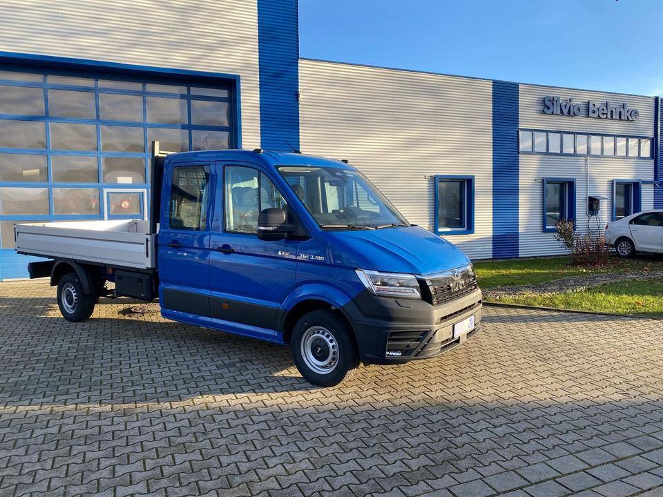 MAN TGE 3.180 4x4 Doka Pritsche Lang *INKL.19% MWT* AUTOMATIK*LED*CAM*AHK*TEMPO*STANDHZG*UVM* - شاحنة توصيل مفتوحة, الشاحنات الصغيرة كابينة مزدوجة: صورة 1 MAN TGE 3.180 4x4 Doka Pritsche Lang *INKL.19% MWT* AUTOMATIK*LED*CAM*AHK*TEMPO*STANDHZG*UVM* - شاحنة توصيل مفتوحة, الشاحنات الصغيرة كابينة مزدوجة: صورة 1