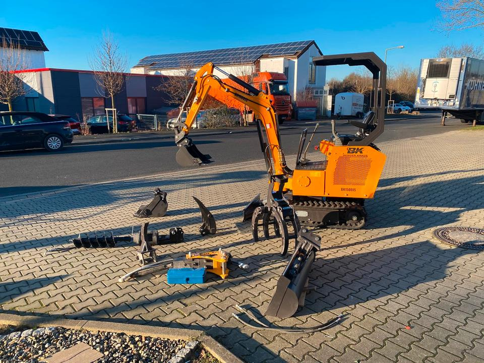 Minibagger BK1500JS + Zubehör *INKL.19% MWST*BERGER KRAUS*KUBOTA*JOYSTICK*ZUBEHÖRPAKET GROß*SOFORT!* - حفار صغير: صورة 2 Minibagger BK1500JS + Zubehör *INKL.19% MWST*BERGER KRAUS*KUBOTA*JOYSTICK*ZUBEHÖRPAKET GROß*SOFORT!* - حفار صغير: صورة 2