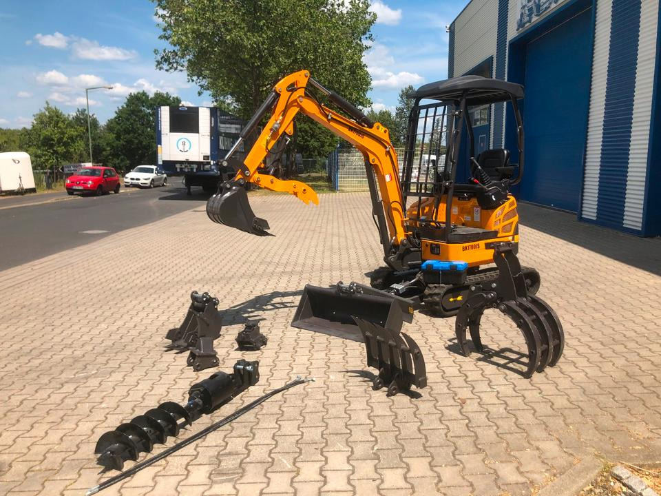 Minibagger BK1700JS + Zubehör *INKL.19% MWST*BERGER KRAUS*KUBOTA*JOYST*SOFORT! - حفار صغير: صورة 1 Minibagger BK1700JS + Zubehör *INKL.19% MWST*BERGER KRAUS*KUBOTA*JOYST*SOFORT! - حفار صغير: صورة 1